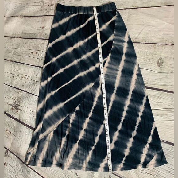 🔮 PAOLINO | Tie Dyed Maxi Skirt. Elastic waist. - Picture 3 of 5